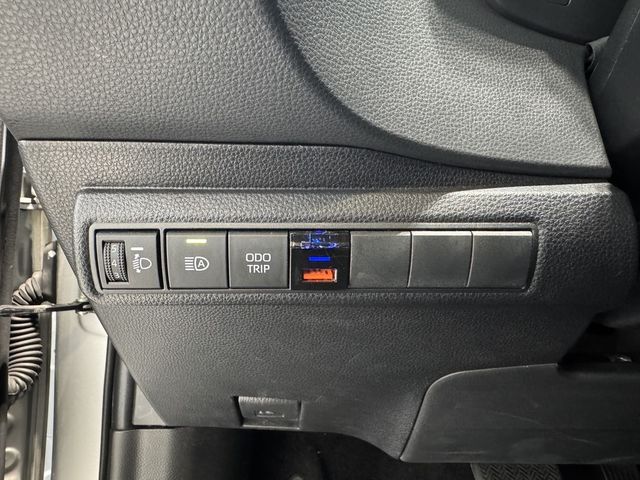 TOYOTA豐田 COROLLA SPORT  第12張相片