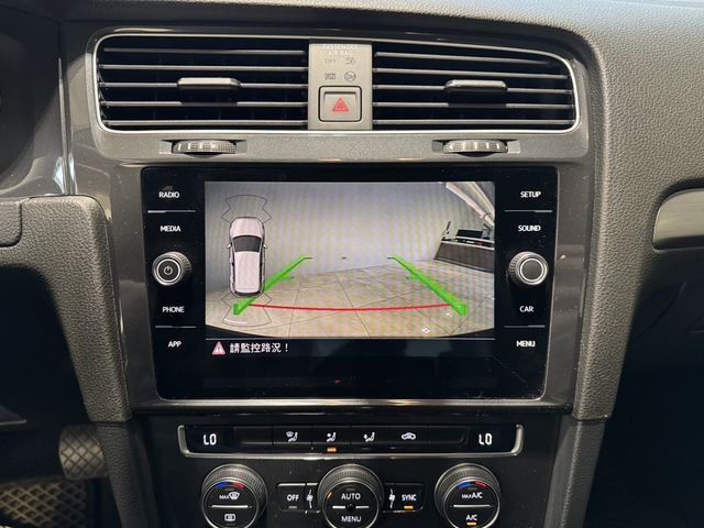 VOLKSWAGEN福斯 GOLF  第12張相片