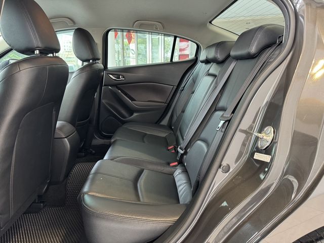 MAZDA馬自達 MAZDA 3  第9張相片