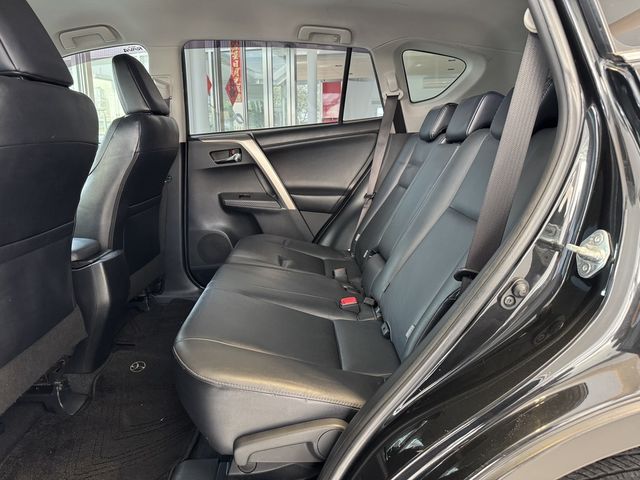 TOYOTA豐田 RAV4  第8張相片