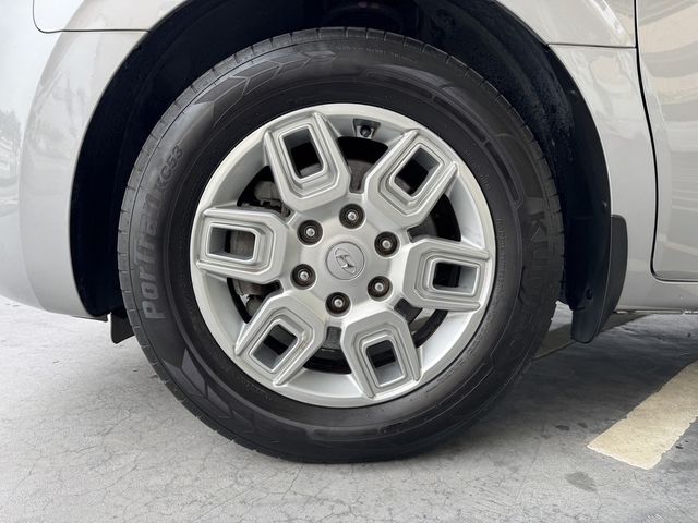 HYUNDAI現代 STARIA  第3張相片
