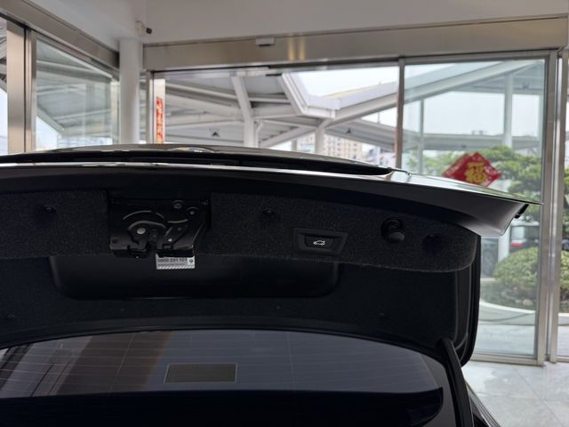 BMW寶馬 520I  第17張相片