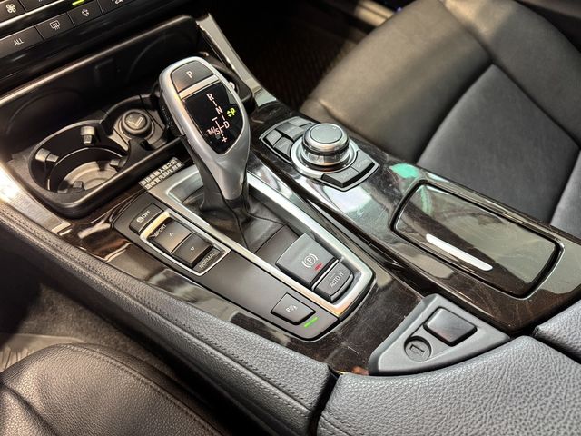 BMW寶馬 520D  第10張相片