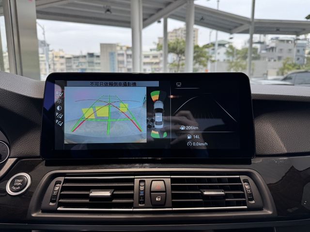 BMW寶馬 520D  第12張相片