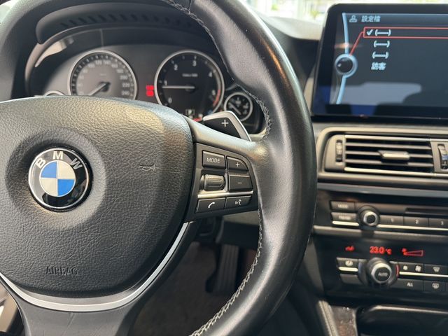 BMW寶馬 520D  第13張相片