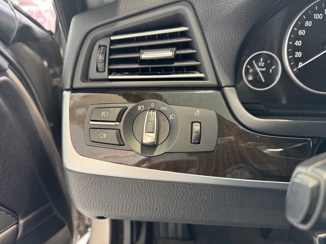 BMW寶馬 520D  第16張相片