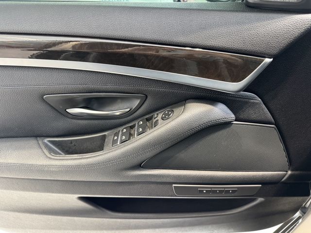 BMW寶馬 520D  第17張相片