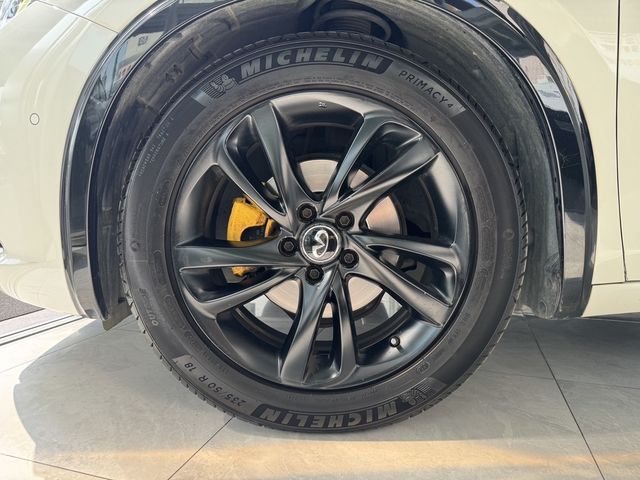 INFINITI無限 Q30  第5張相片