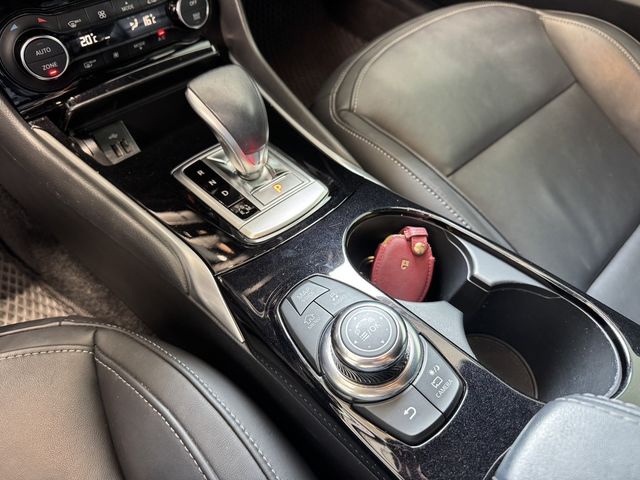 INFINITI無限 Q30  第21張相片