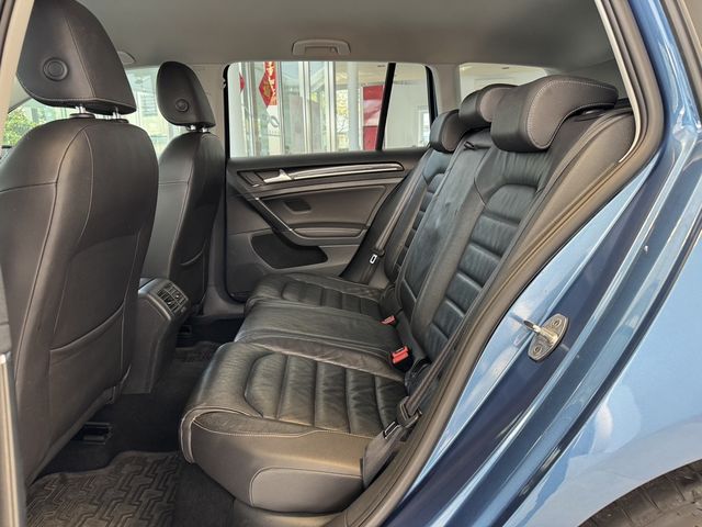 VOLKSWAGEN福斯 GOLF VARIANT  第13張相片