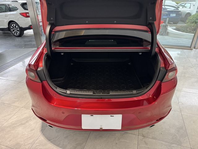 MAZDA馬自達 MAZDA 3  第16張相片