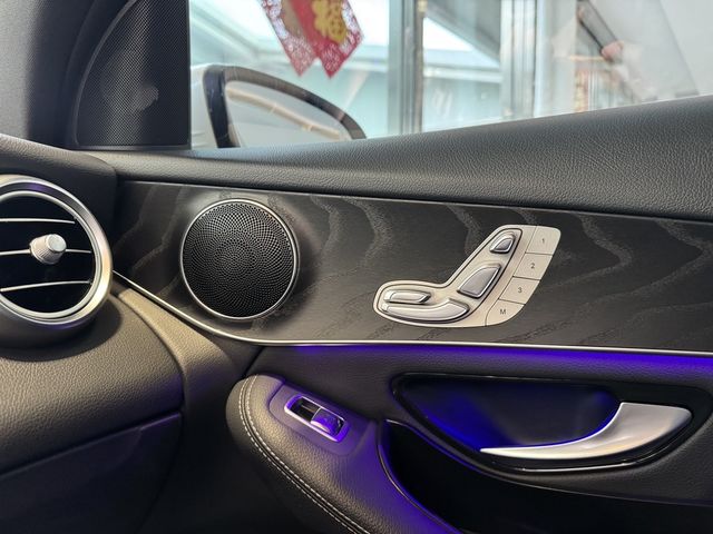 M-BENZ賓士 GLC300  第10張相片