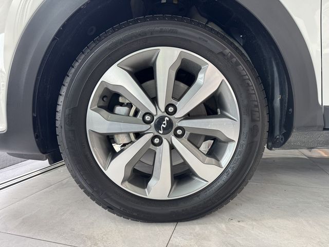 KIA起亞 STONIC  第4張相片