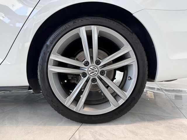 VOLKSWAGEN福斯 GOLF VARIANT  第3張相片