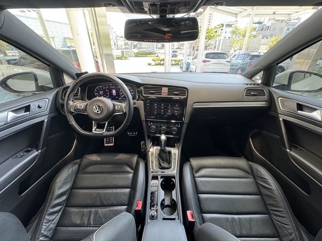 VOLKSWAGEN福斯 GOLF VARIANT  第5張相片