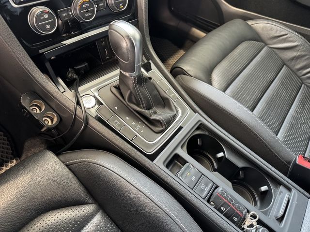 VOLKSWAGEN福斯 GOLF VARIANT  第10張相片