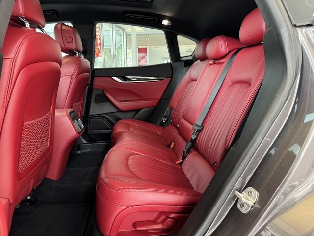 MASERATI瑪莎拉蒂 LEVANTE S  第7張相片