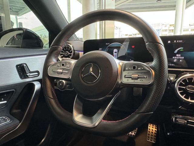 M-BENZ賓士 A180  第4張相片