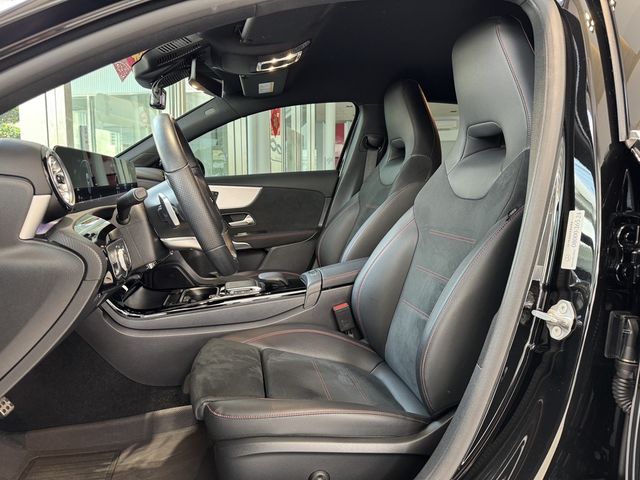 M-BENZ賓士 A180  第8張相片