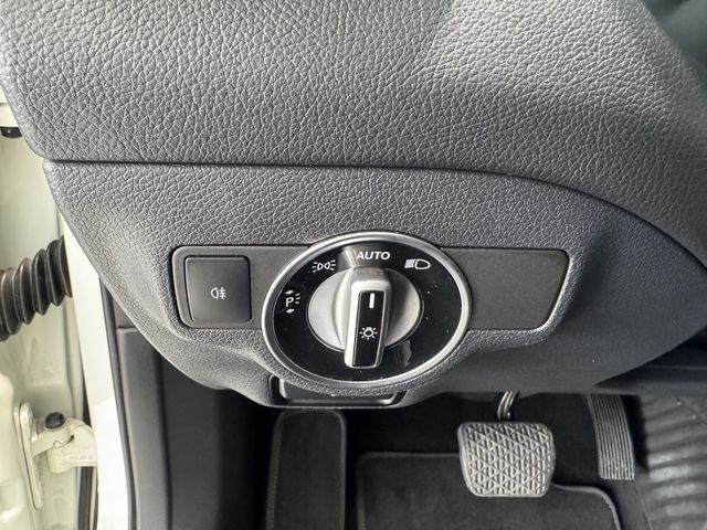 M-BENZ賓士 GLA200  第17張相片