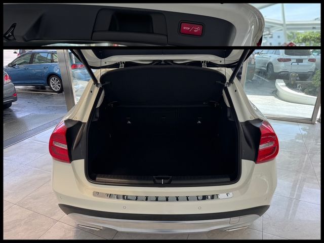 M-BENZ賓士 GLA200  第20張相片