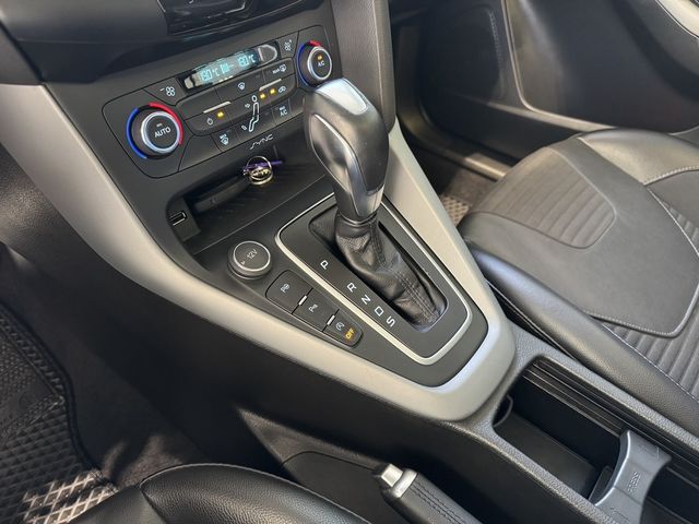 FORD福特 FOCUS  第10張相片