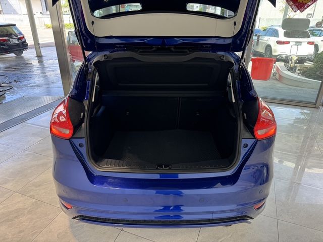 FORD福特 FOCUS  第19張相片