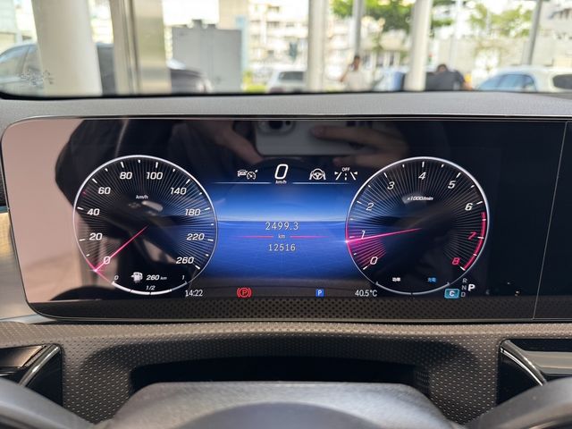 M-BENZ賓士 A180  第13張相片