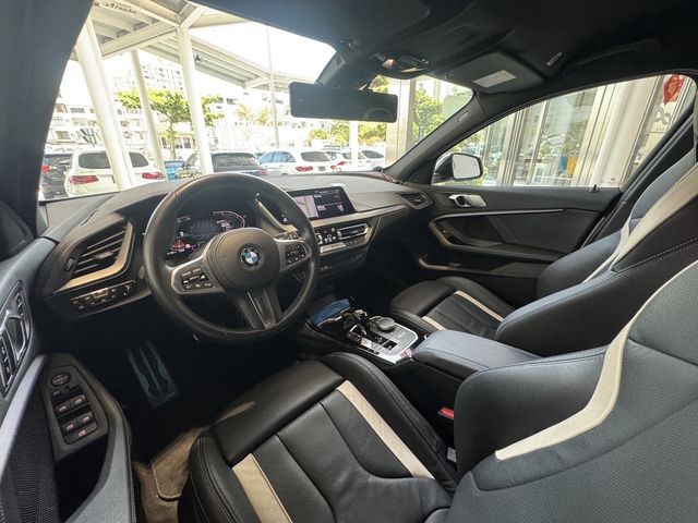 BMW寶馬 118I  第6張相片