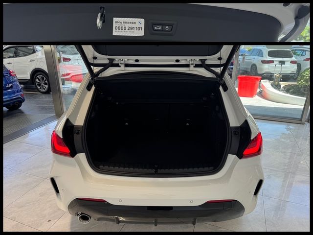 BMW寶馬 118I  第19張相片