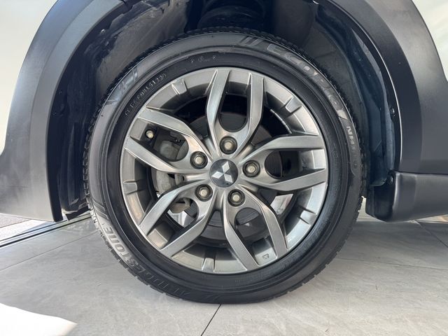 MITSUBISHI三菱 COLT PLUS  第3張相片