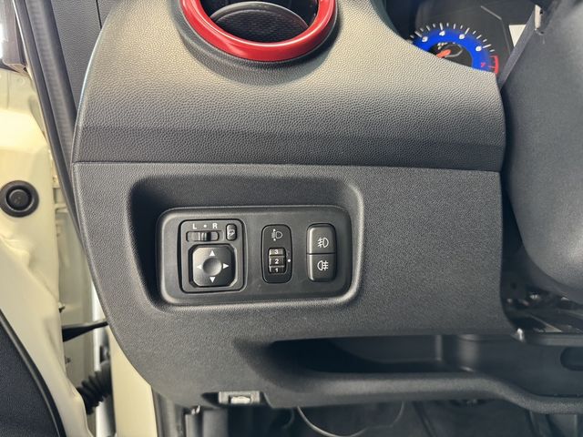 MITSUBISHI三菱 COLT PLUS  第14張相片