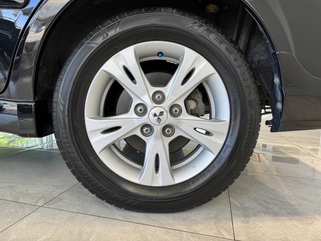 MITSUBISHI三菱 SAVRIN  第3張相片