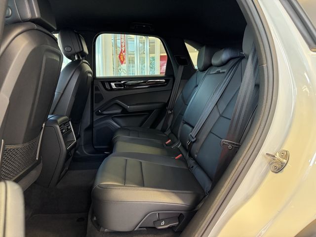 PORSCHE保時捷 CAYENNE  第7張相片