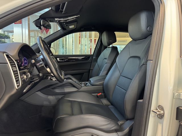 PORSCHE保時捷 CAYENNE  第8張相片