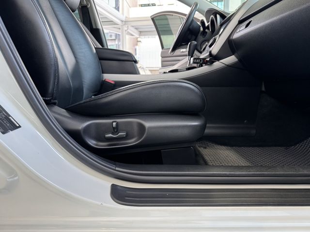 MAZDA馬自達 CX-7  第18張相片