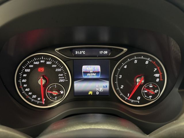 M-BENZ賓士 A180  第14張相片