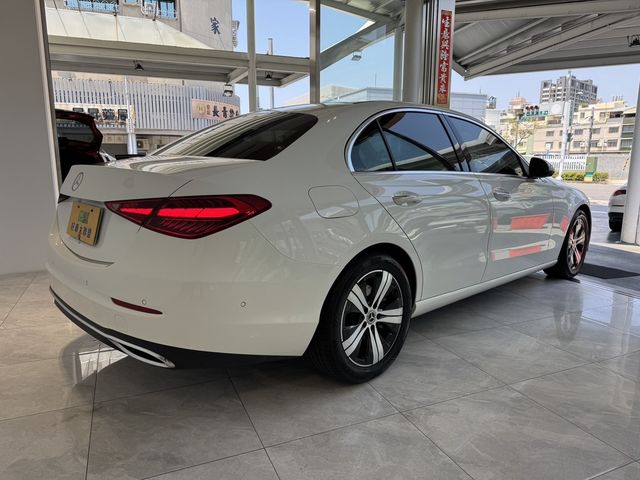 M-BENZ賓士 C180  第2張相片