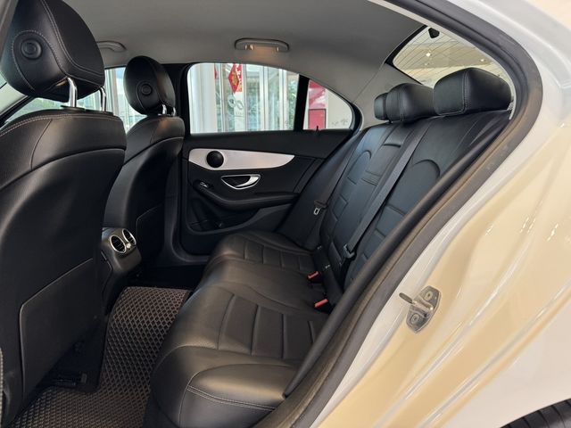 M-BENZ賓士 C200  第7張相片