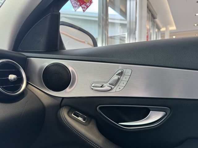M-BENZ賓士 C200  第9張相片