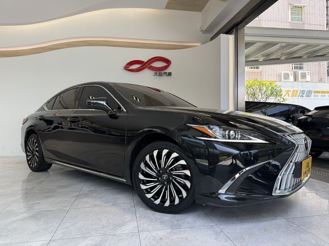 LEXUS凌志 ES200  第1張相片