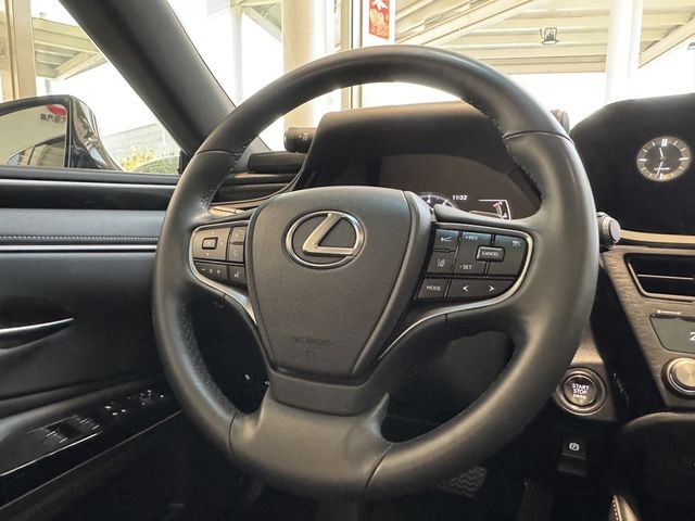 LEXUS凌志 ES200  第5張相片