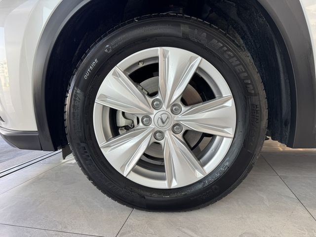 LEXUS凌志 UX250H  第4張相片
