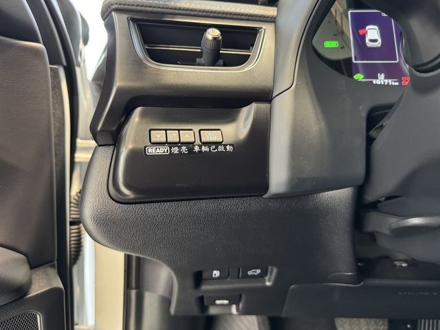 LEXUS凌志 UX250H  第16張相片