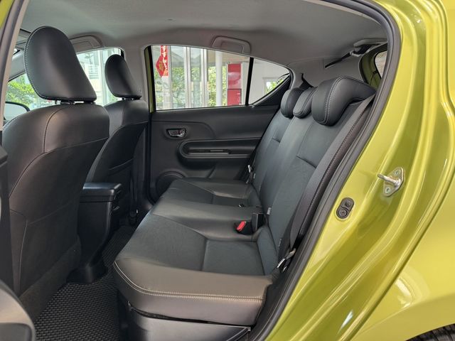 TOYOTA豐田 PRIUS C  第9張相片