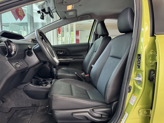 TOYOTA豐田 PRIUS C  第10張相片