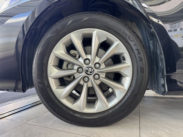 TOYOTA豐田 ALTIS  第3張相片