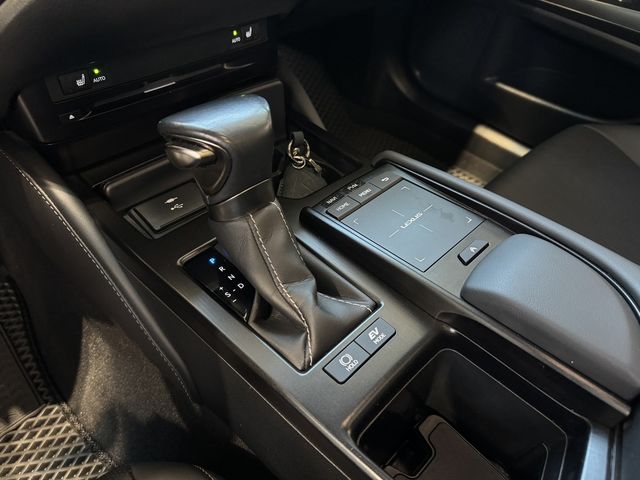 LEXUS凌志 ES300H  第10張相片