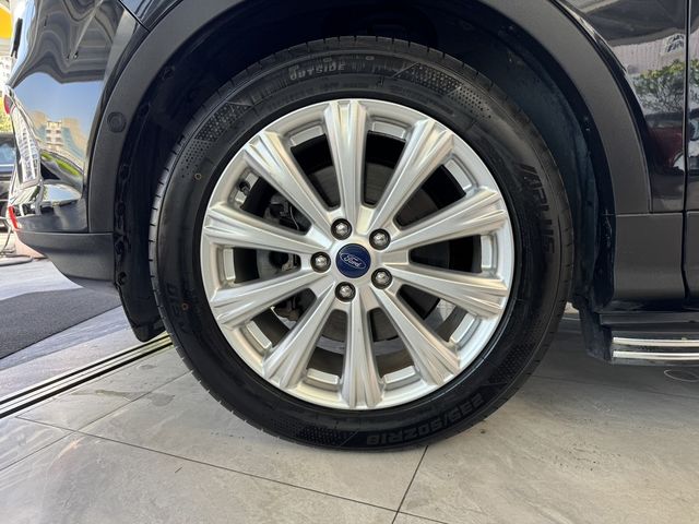 FORD福特 KUGA  第3張相片