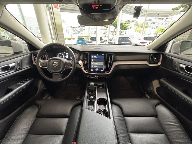 VOLVO富豪 V60  第5張相片